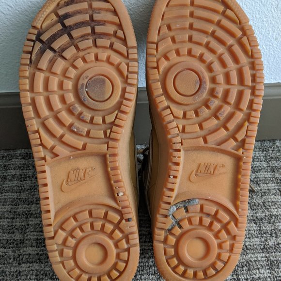 Nike Air Force - Picture 4 of 5